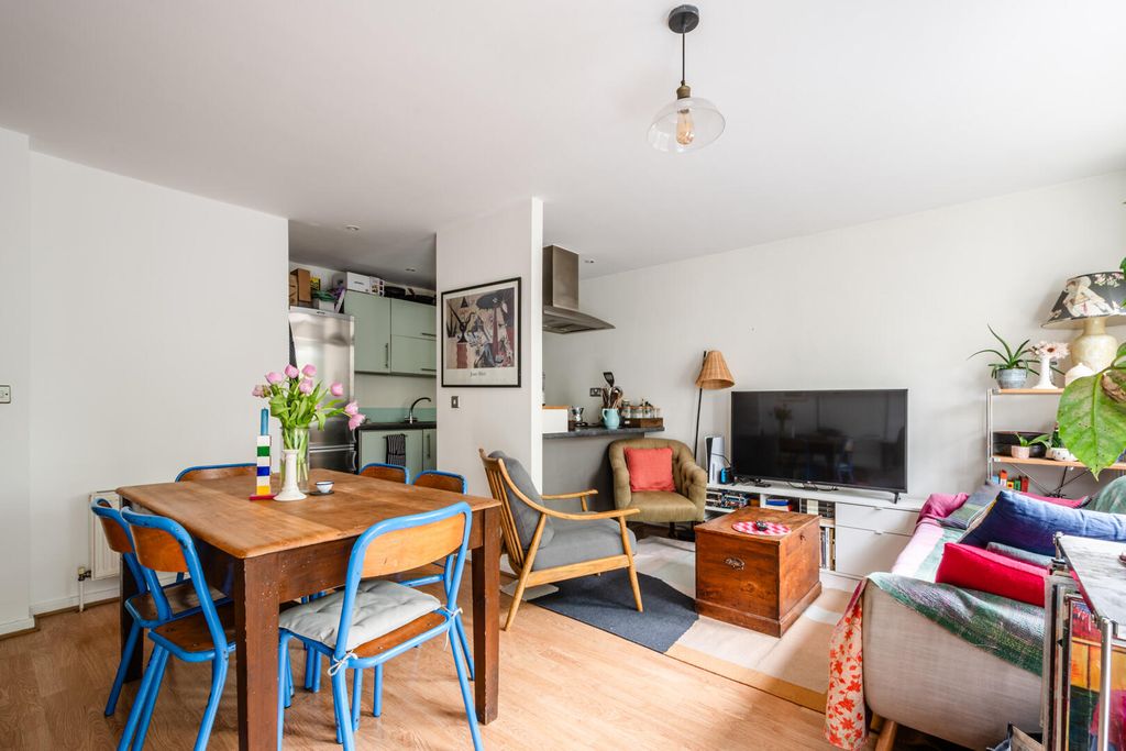 Property photo 3 of 14 6.Jpg