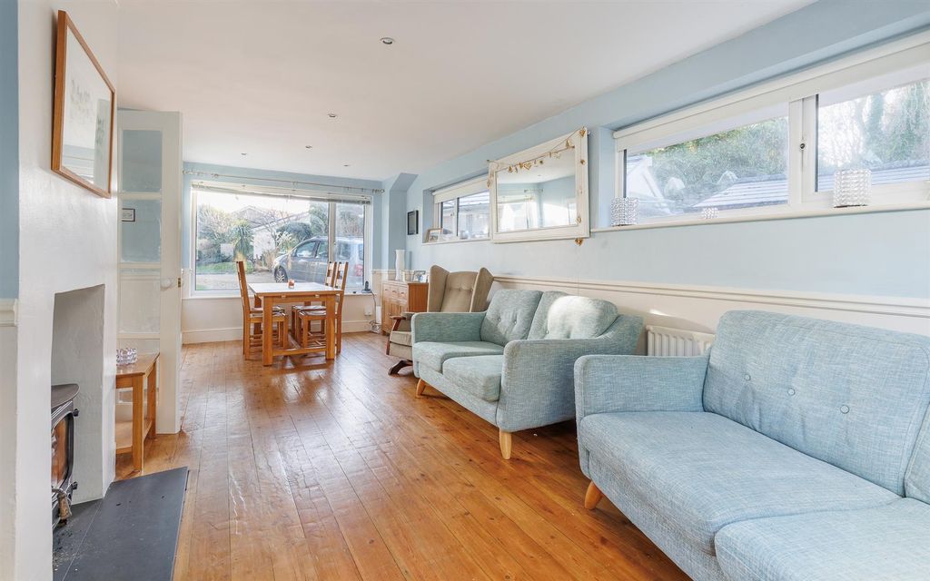 Property photo 1 of 27 19.Jpg