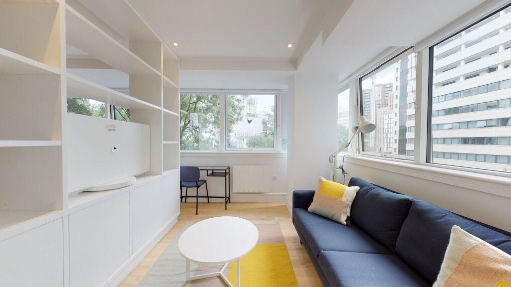 Property photo 1 of 23 Living Room