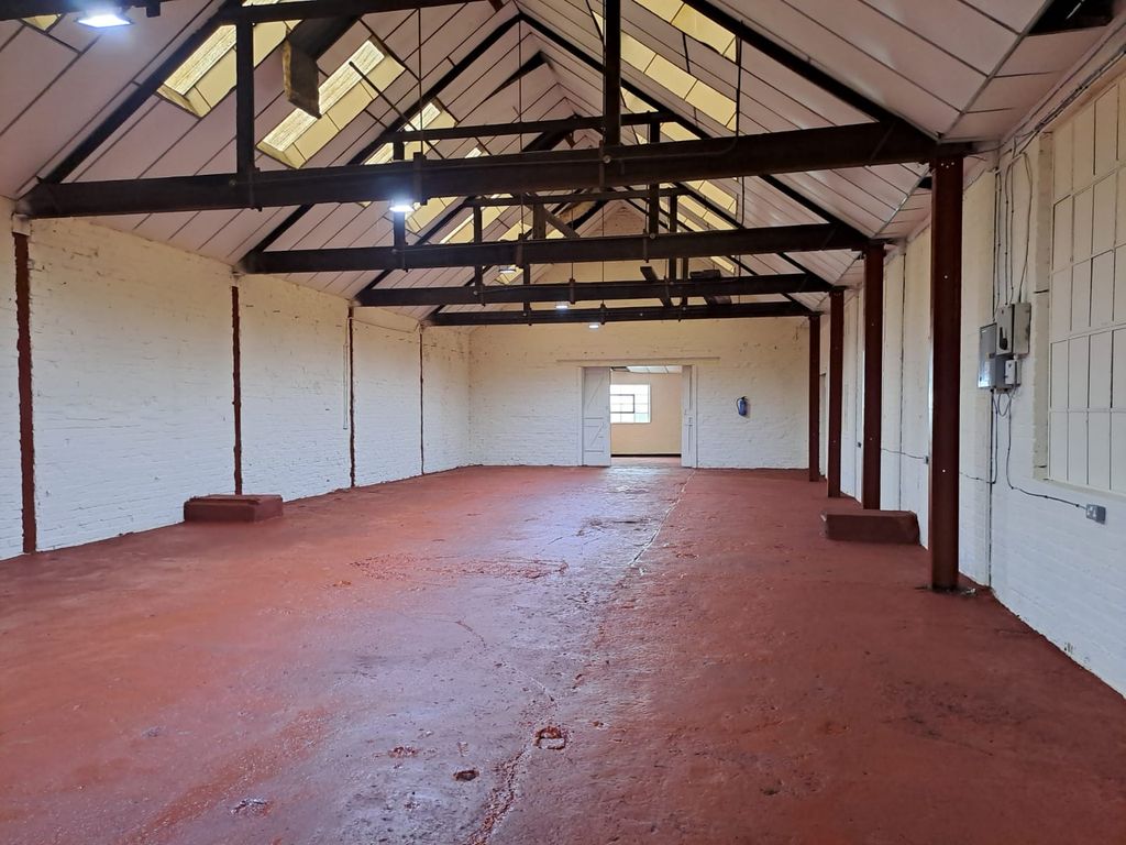 Property photo 1 of 4