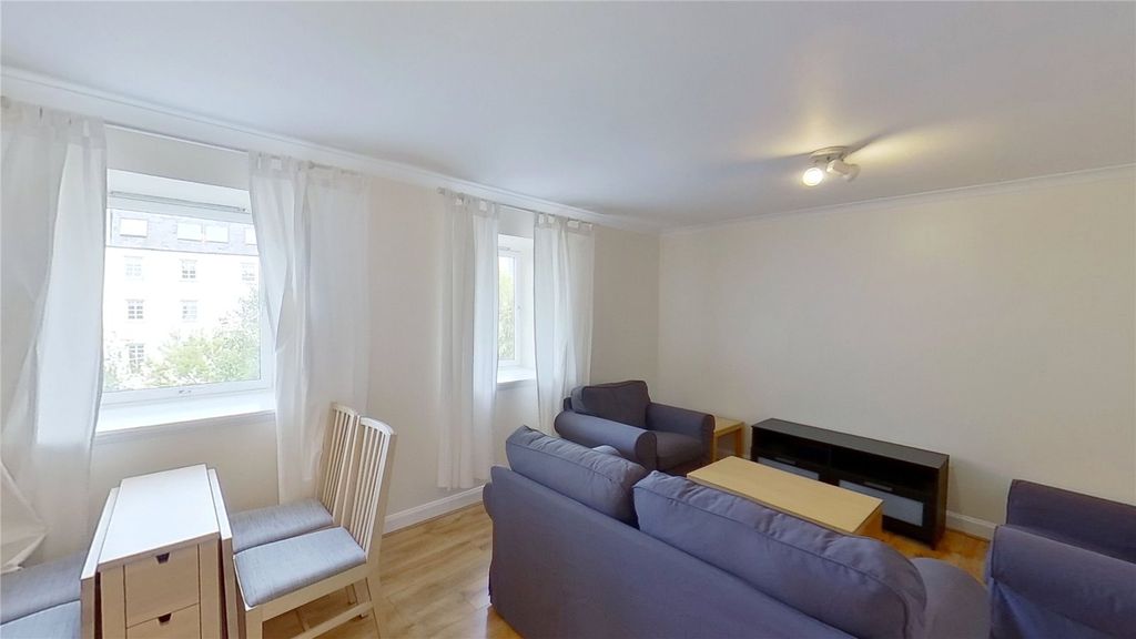 Property photo 3 of 13 Picture No. 05