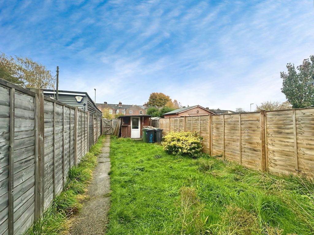 Property photo 3 of 13