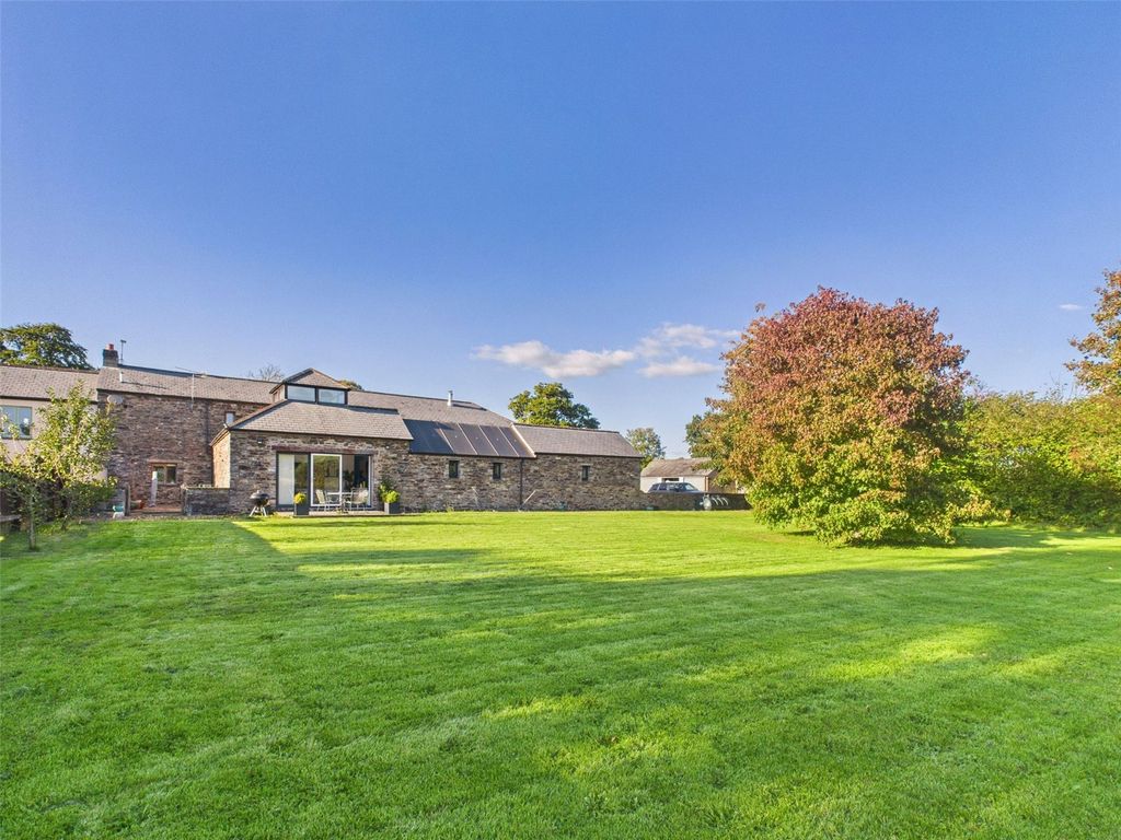 Property photo 1 of 17 Picture No. 23