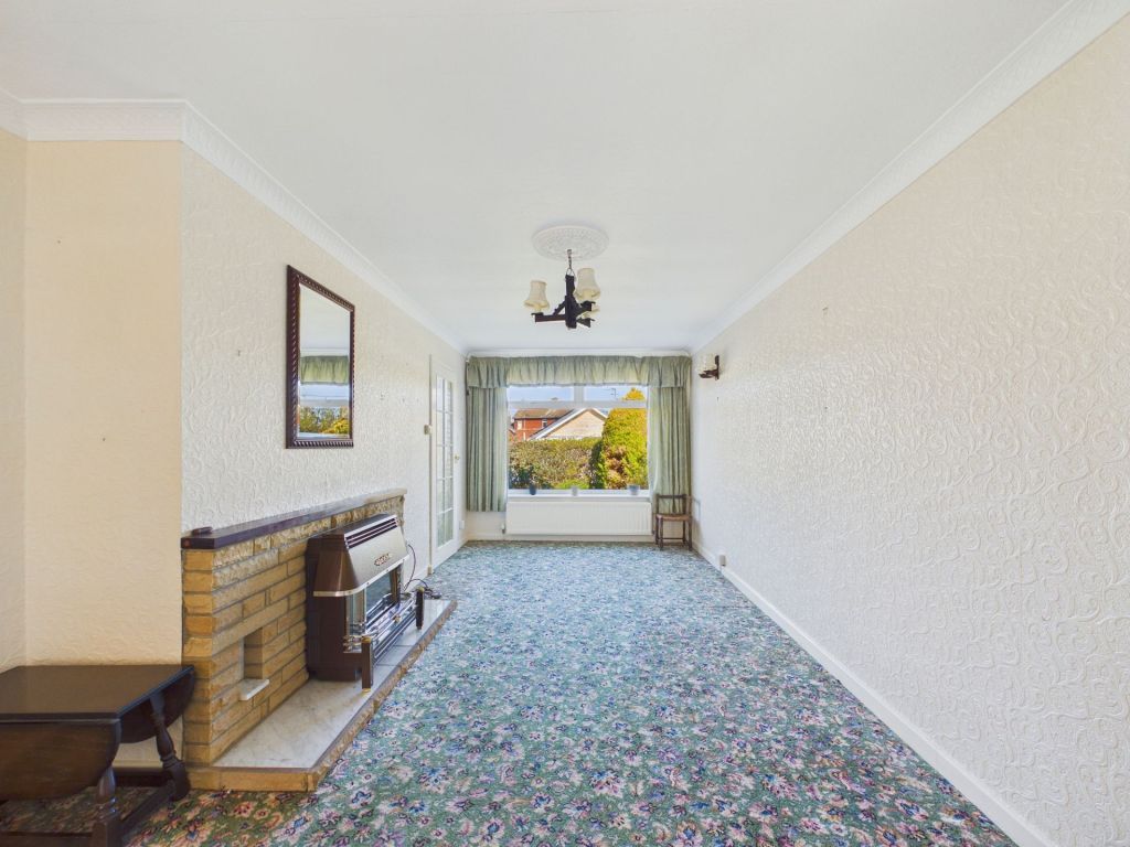 Property photo 2 of 21