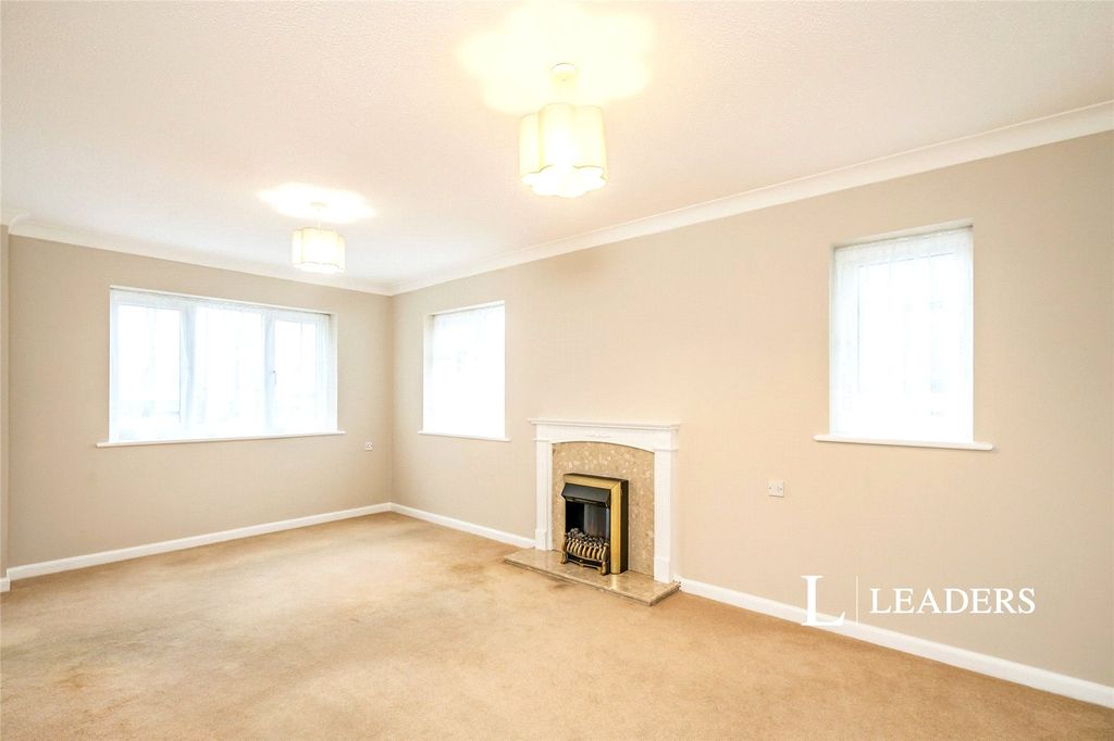 Property photo 2 of 14 Picture No. 67