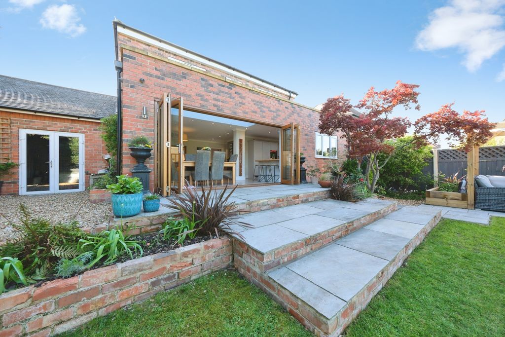 Additional image 27 of 5 bed detached house for saleWyvern Avenue, Nottingham NG10