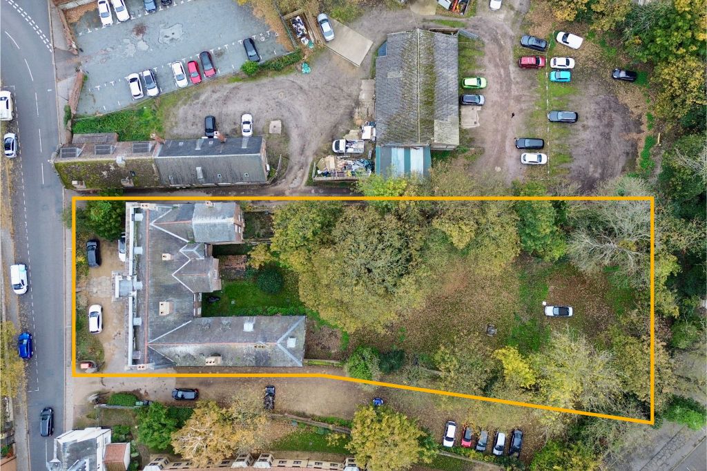 Property photo 3 of 20