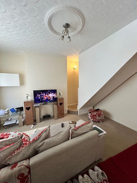 Property photo 2 of 10 Gallery