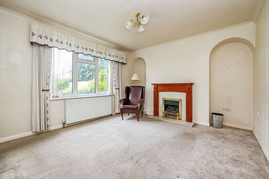 Property photo 2 of 15