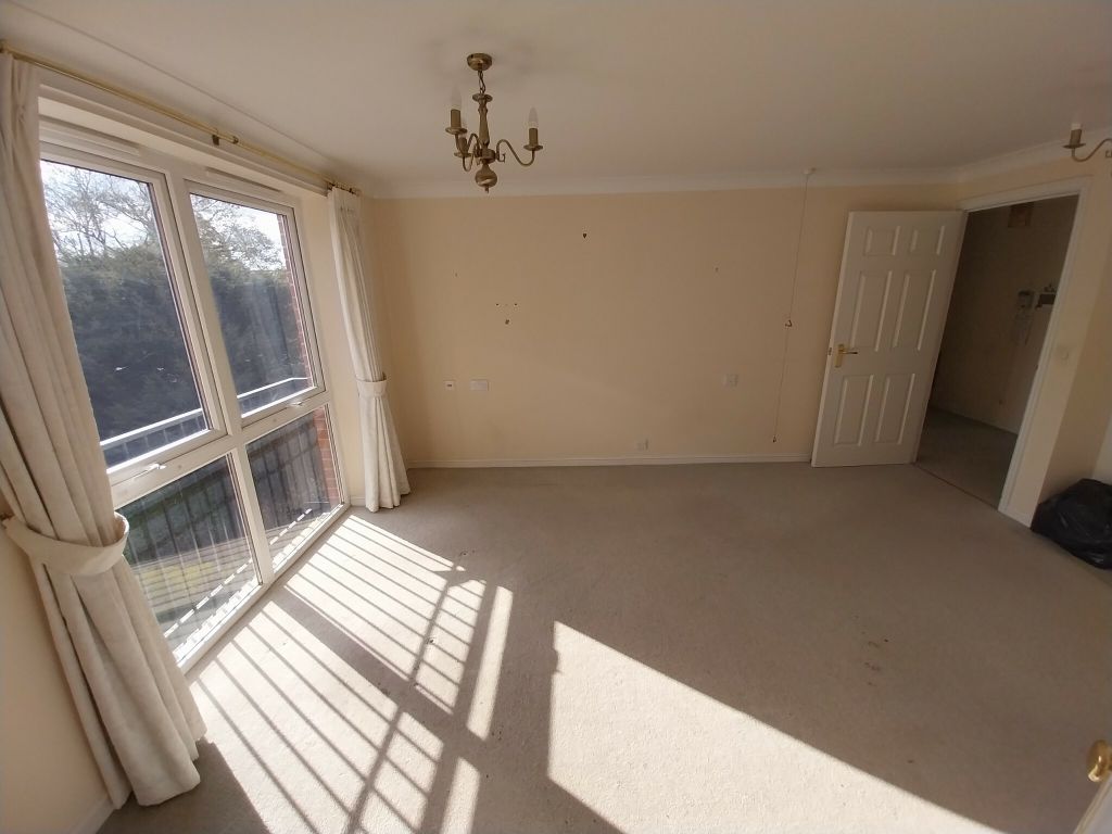 Property photo 3 of 9