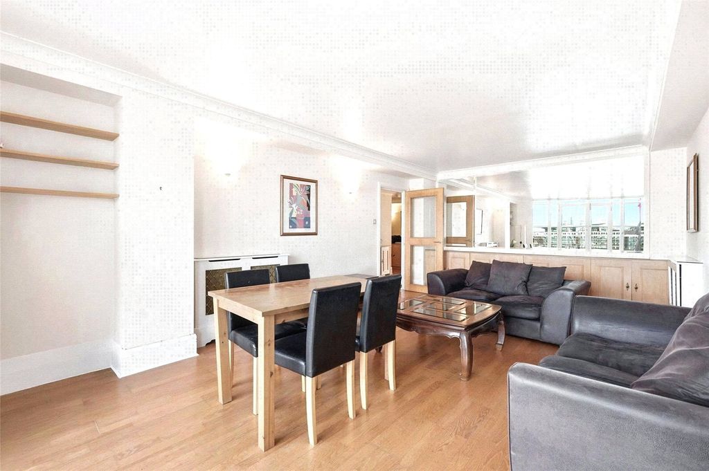 Property photo 2 of 18 Picture No. 17