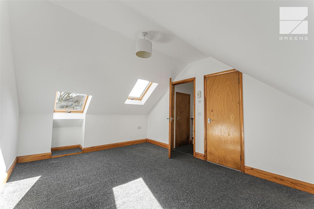 Additional image 19 of 3 bed property for saleCastle Avenue, Highams Park E4