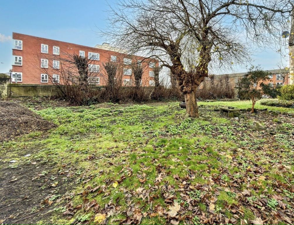 Property photo 2 of 4