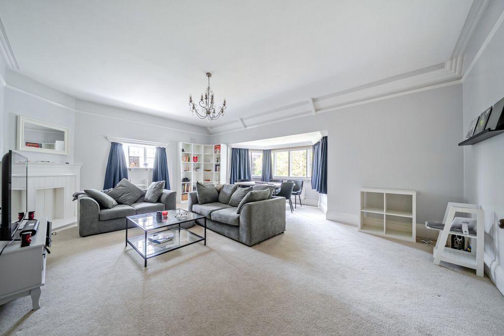 Property photo 2 of 9 1456459-10-6A06d8...