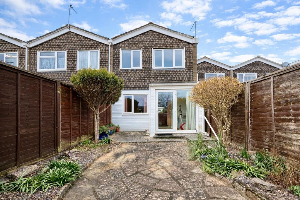 Property photo 3 of 15 Rr.Jpeg