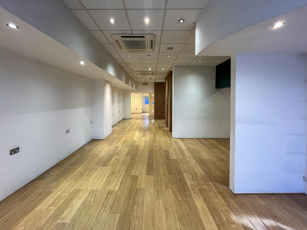 Property photo 2 of 5 1.Jpg