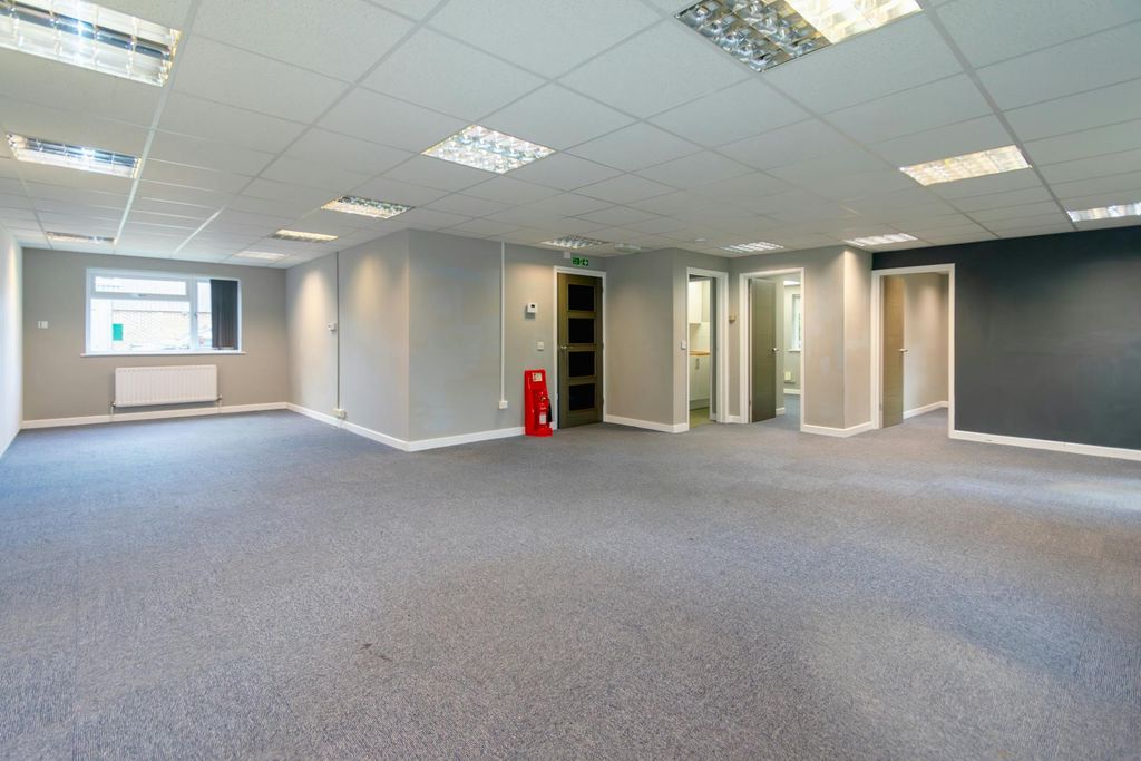 Property photo 2 of 6 4.Jpg