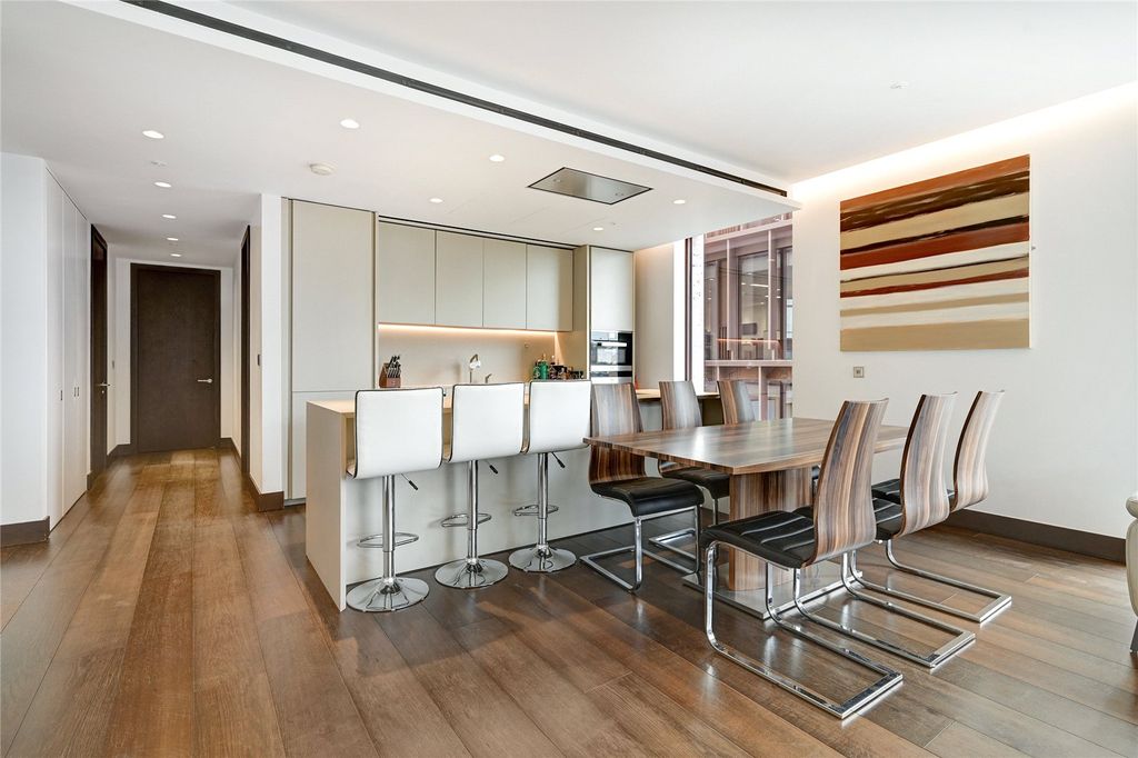 Property photo 2 of 15 Picture No. 05