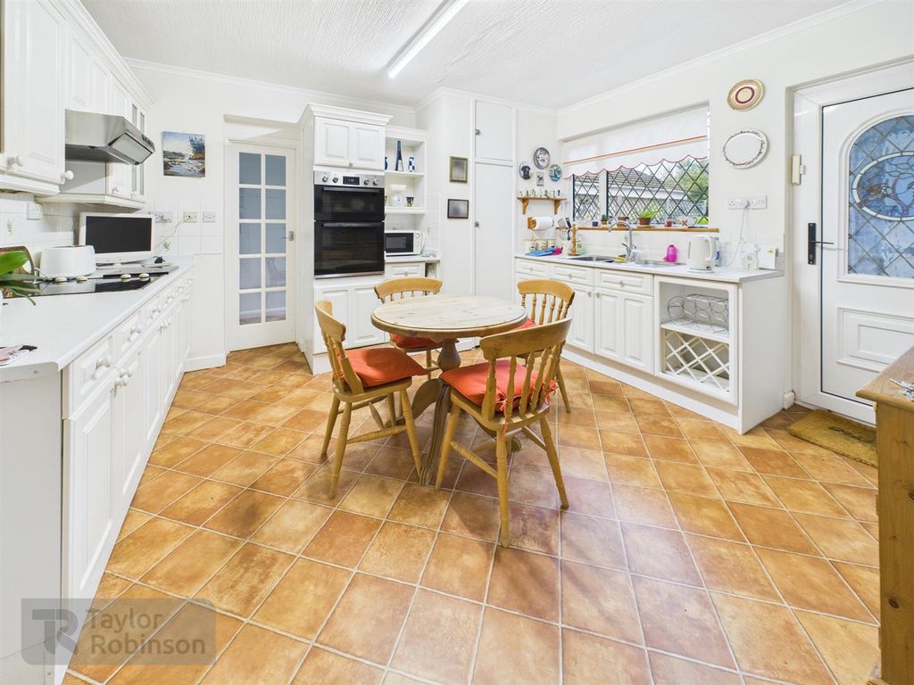 Property photo 3 of 19 Cam02600G0-Pr0580-Still023.Jpg