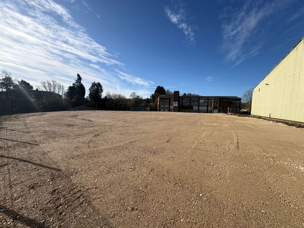 Property photo 2 of 8