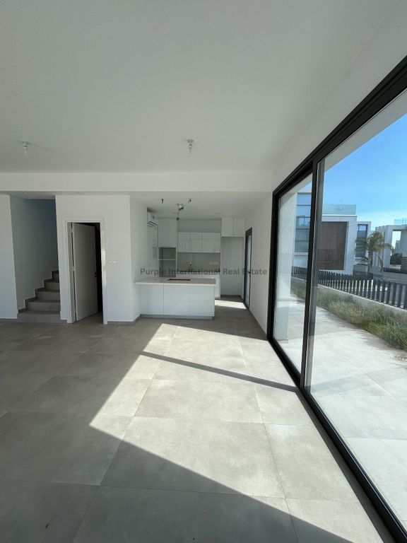 Property photo 3 of 29