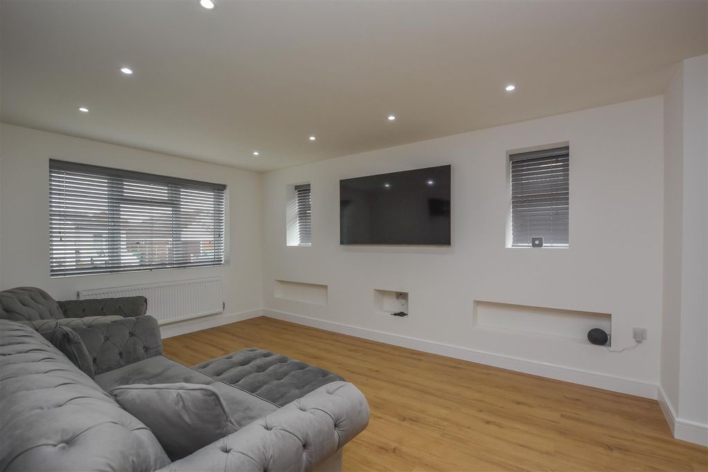 Property photo 2 of 12 Dsc_0998.Jpg