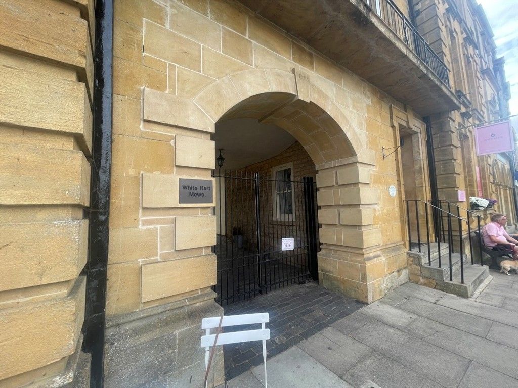Property photo 2 of 8