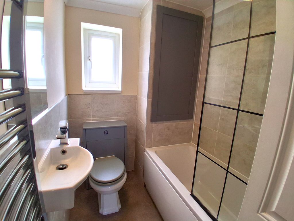 Property photo 3 of 6 Bathroom