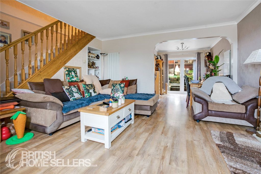 Property photo 2 of 14 Picture No. 13