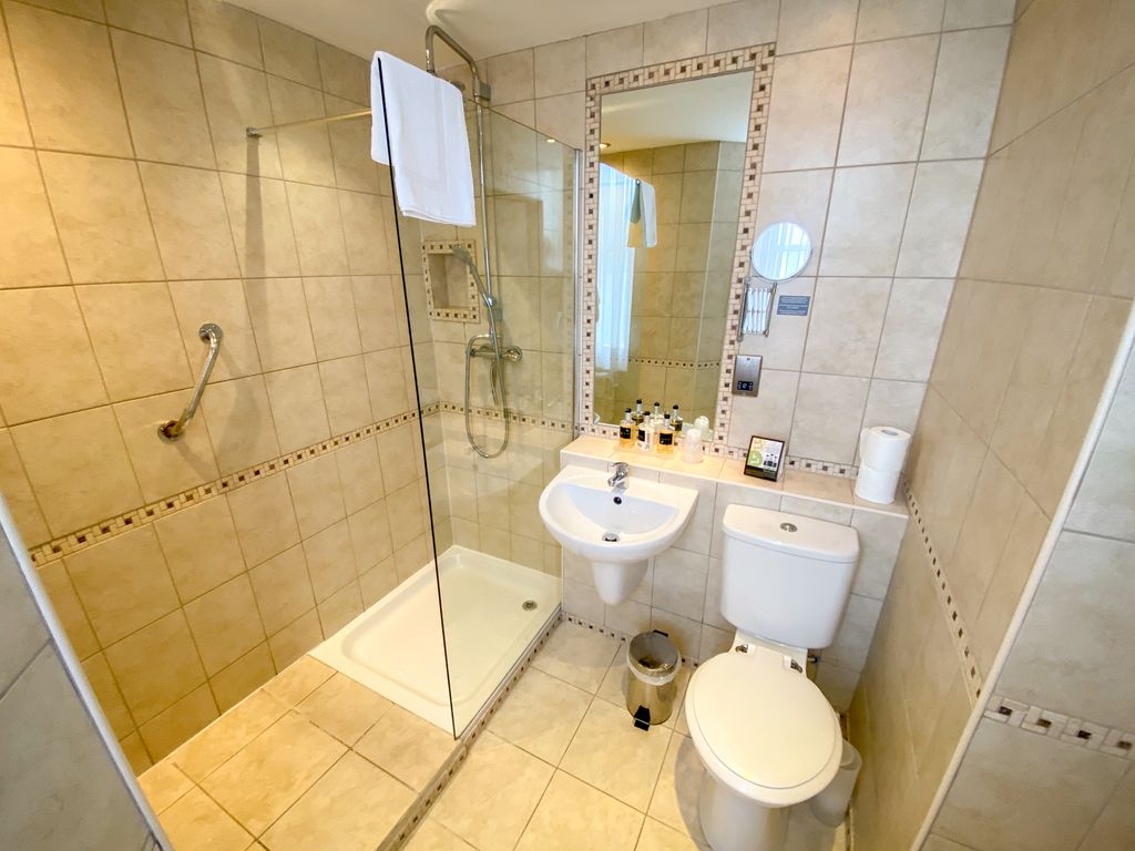 Property photo 3 of 7