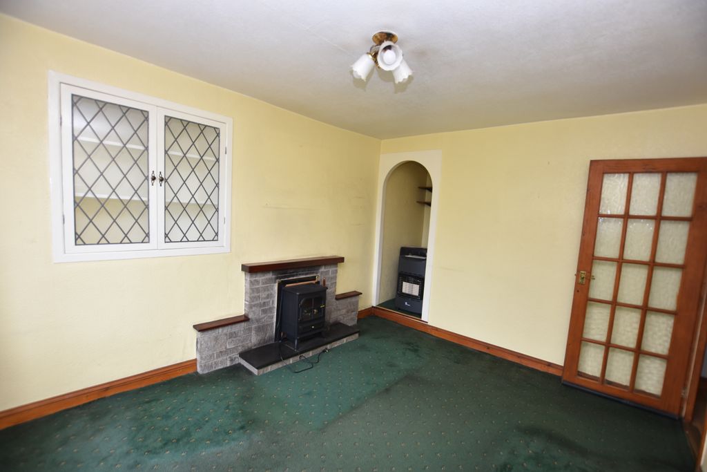 Property photo 3 of 16