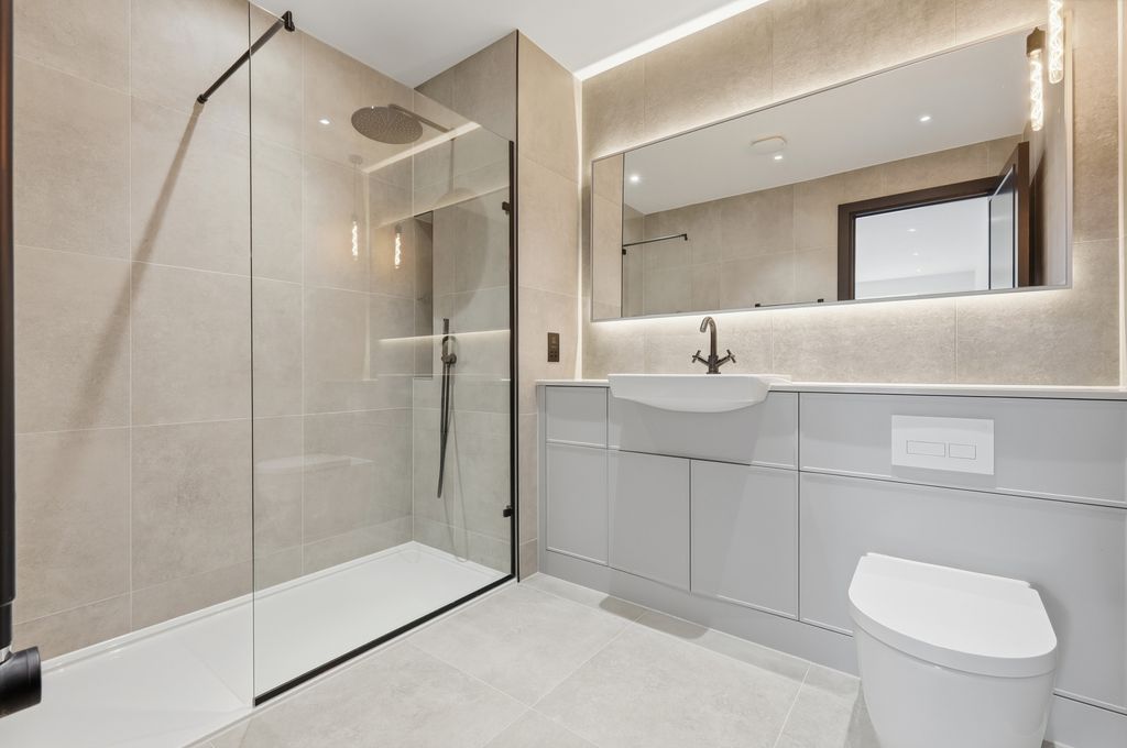 Property photo 3 of 29