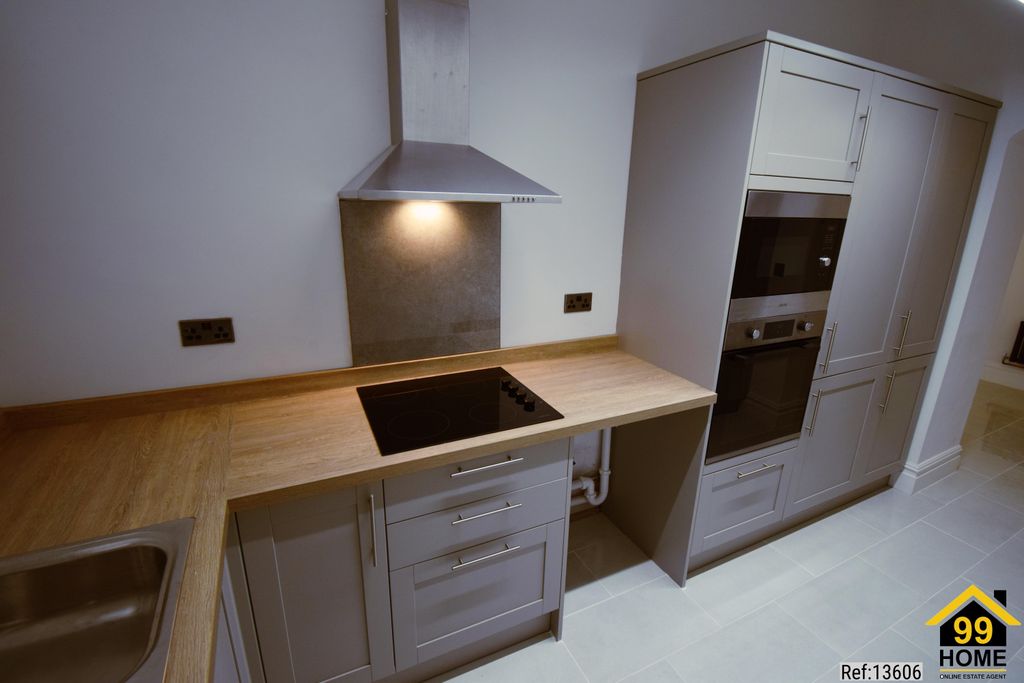 Property photo 2 of 18 Photo 1