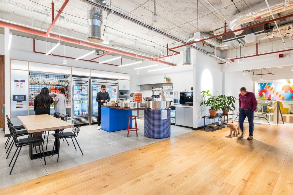 Property photo 3 of 12 Breakout Space