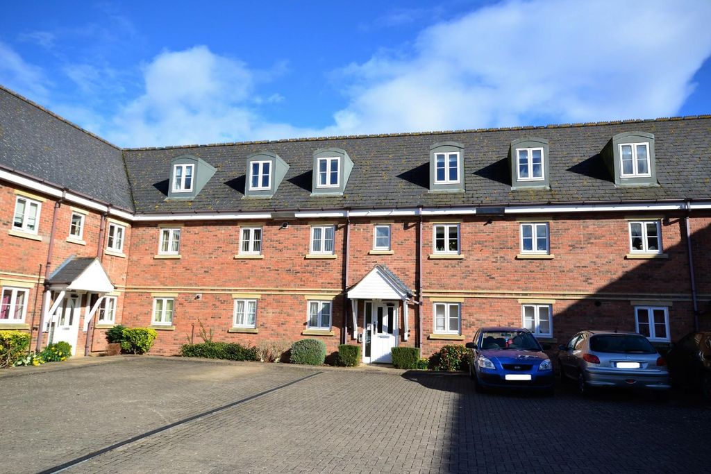 Property photo 1 of 11 Front.Jpg