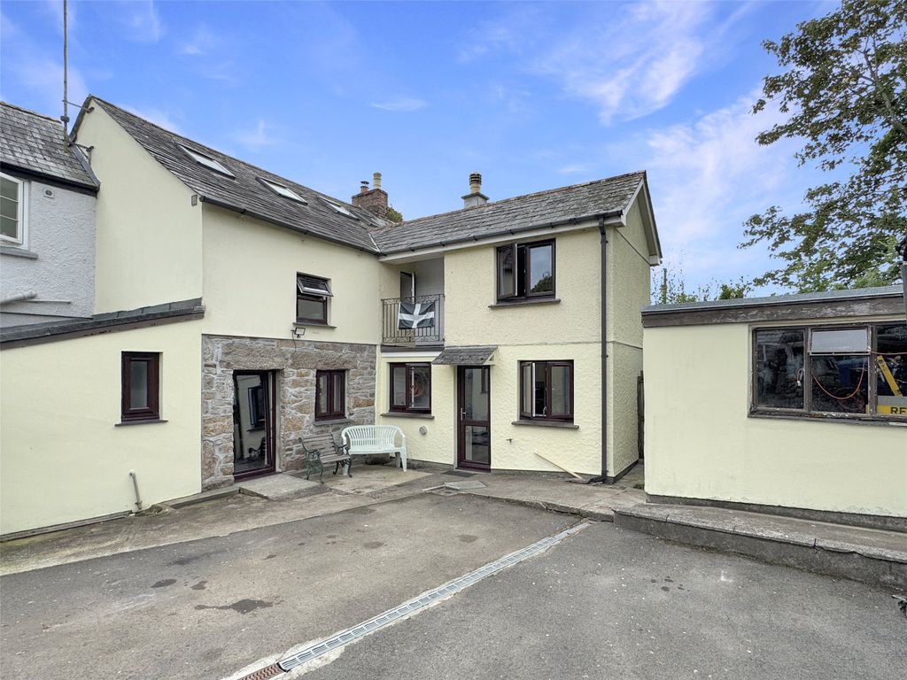 Property photo 1 of 17 1 - Picture No. 02
