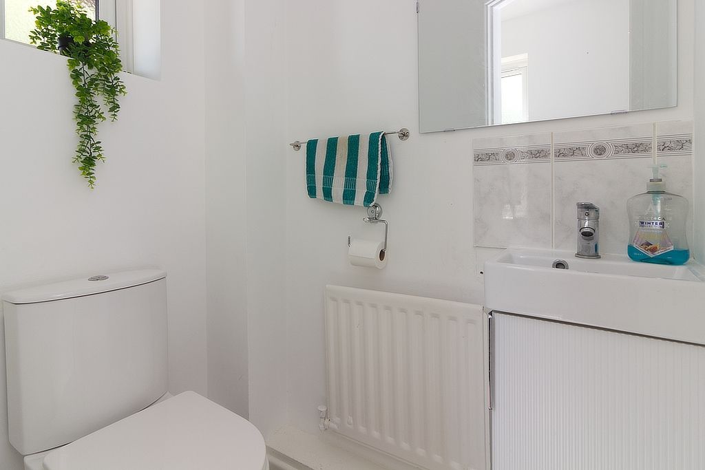 Property photo 3 of 13