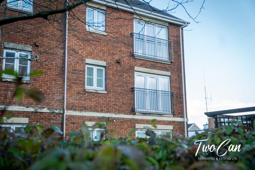 Property photo 1 of 34