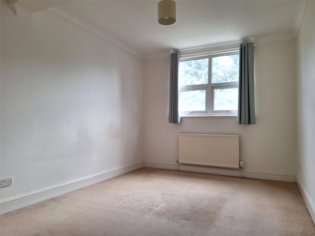 Property photo 3 of 12 Picture No. 14