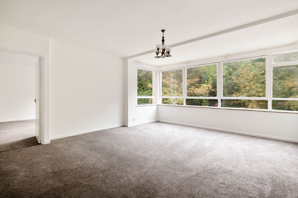 Property photo 2 of 11 918A2301