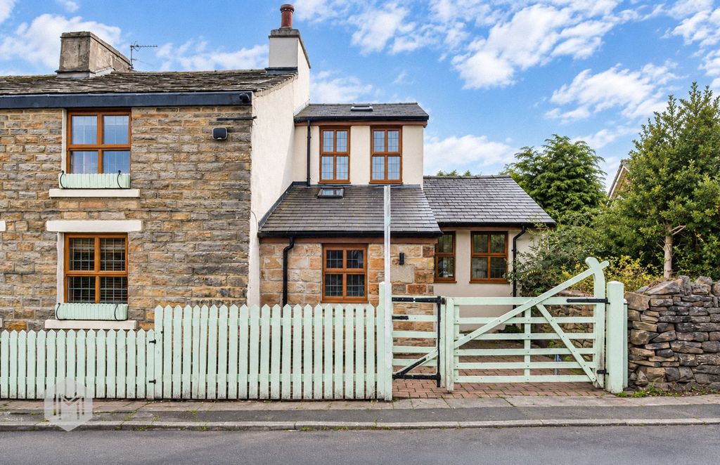Property photo 1 of 35