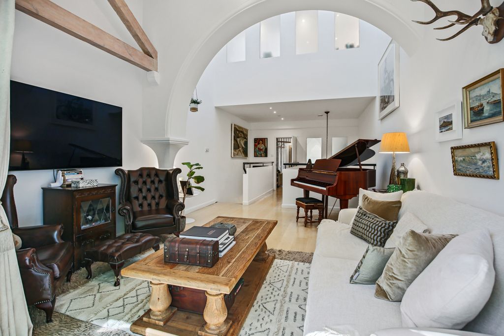 Property photo 1 of 14 16F7E804-A83c-43Ad-B414-Fda36Ed931c4Flat4 St Pauls4.Jpg