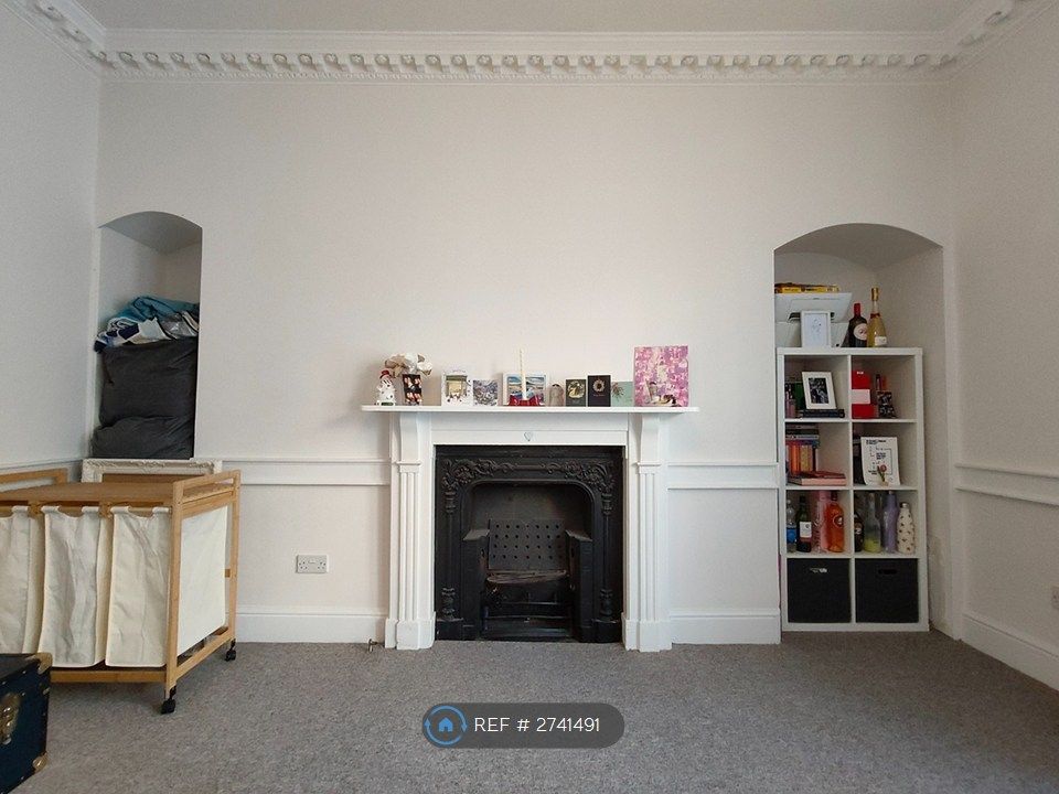 Property photo 3 of 8