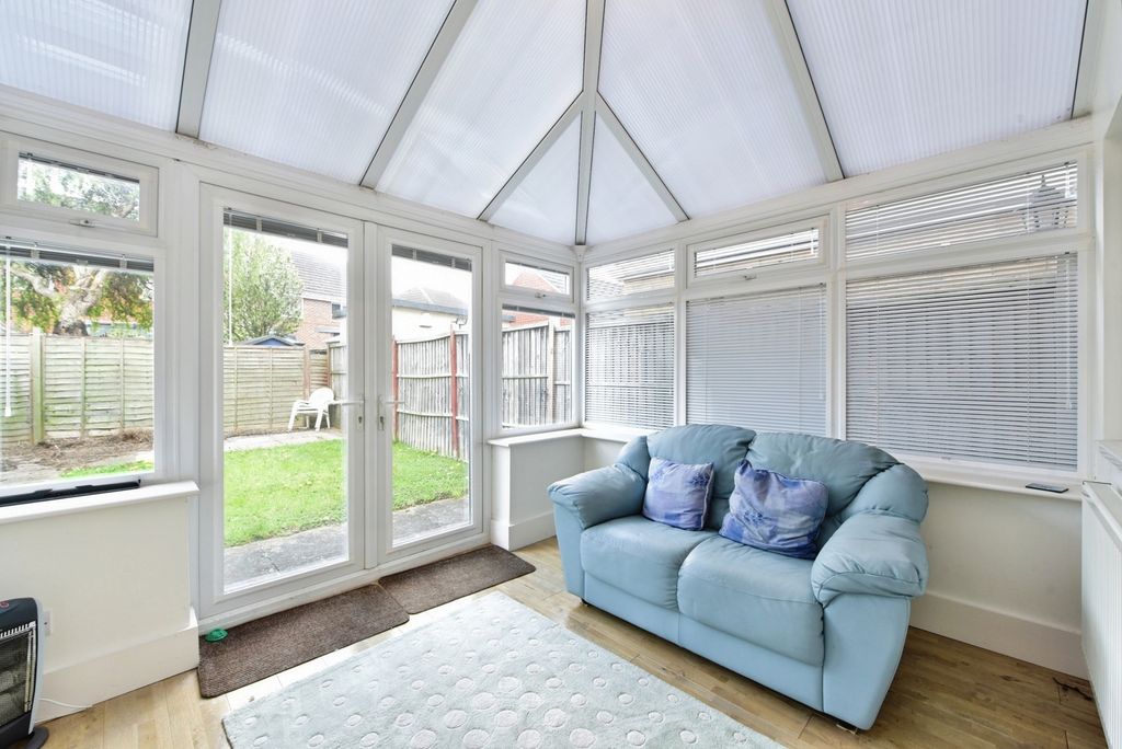 Property photo 3 of 12 Pbox-Img.Jpg