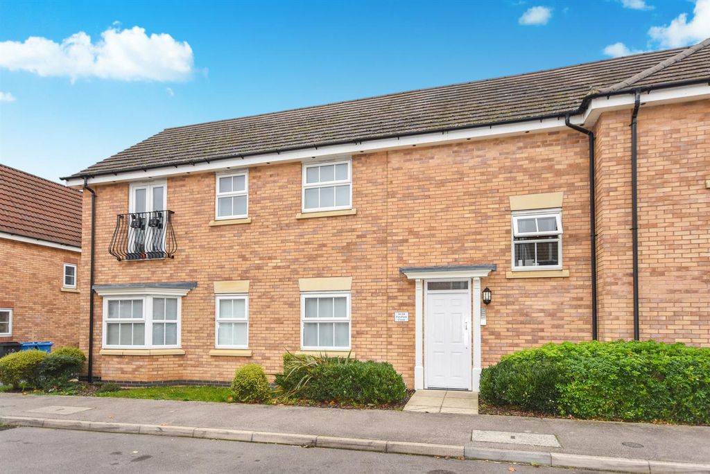 Property photo 1 of 8 Sp00365-S-Dsc_0120 (1)-24-Fieldfare.Jpg