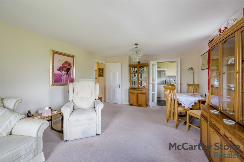 Additional image 5 of 2 bed flat for saleNorth Gate Court, Shortmead Street, Biggleswade SG18