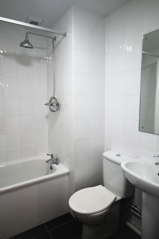 Property photo 2 of 3