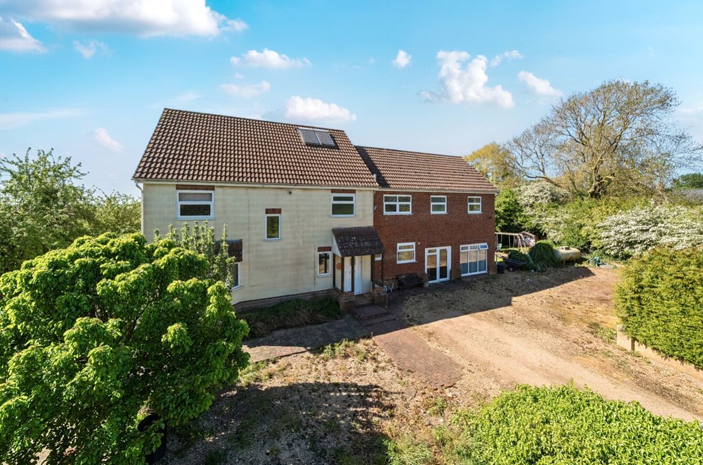 Property photo 1 of 28 1453209-3-69F2A1ee6555E