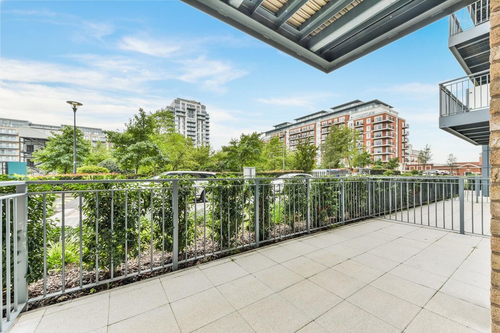 Property photo 1 of 6