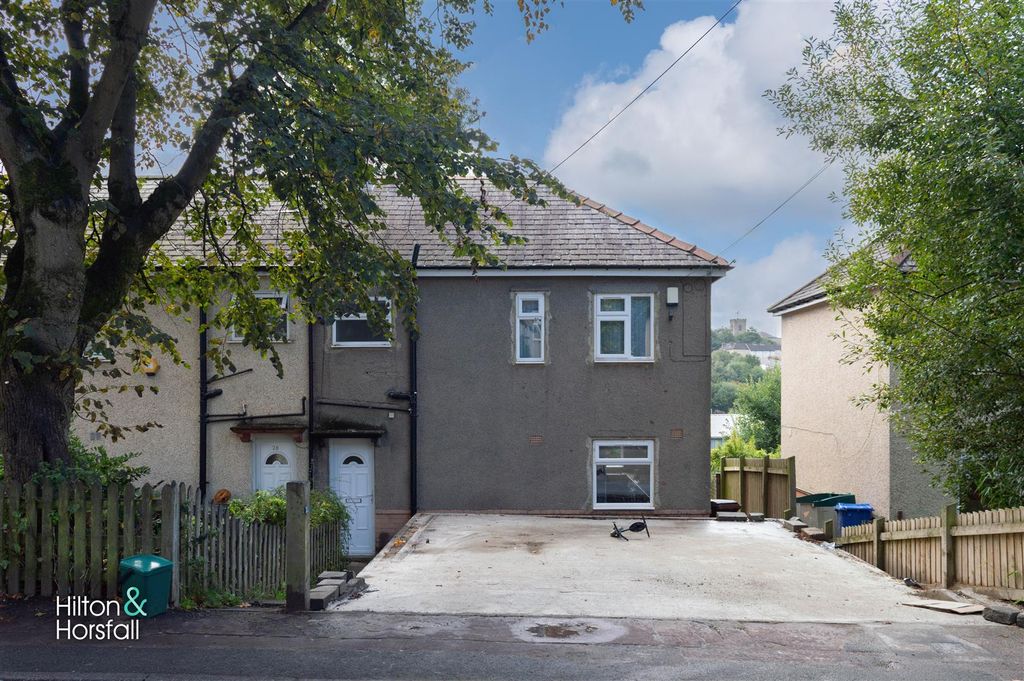 Property photo 1 of 10 Keighley Avenue